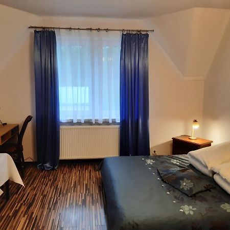Fantazja - Restauracja I Noclegi Radom Exteriér fotografie