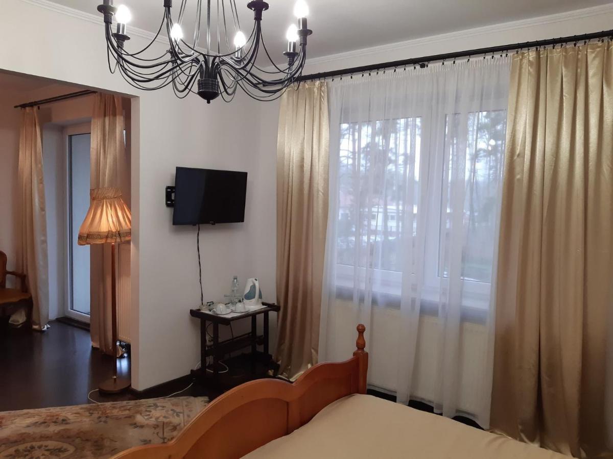 Fantazja - Restauracja I Noclegi Radom Exteriér fotografie