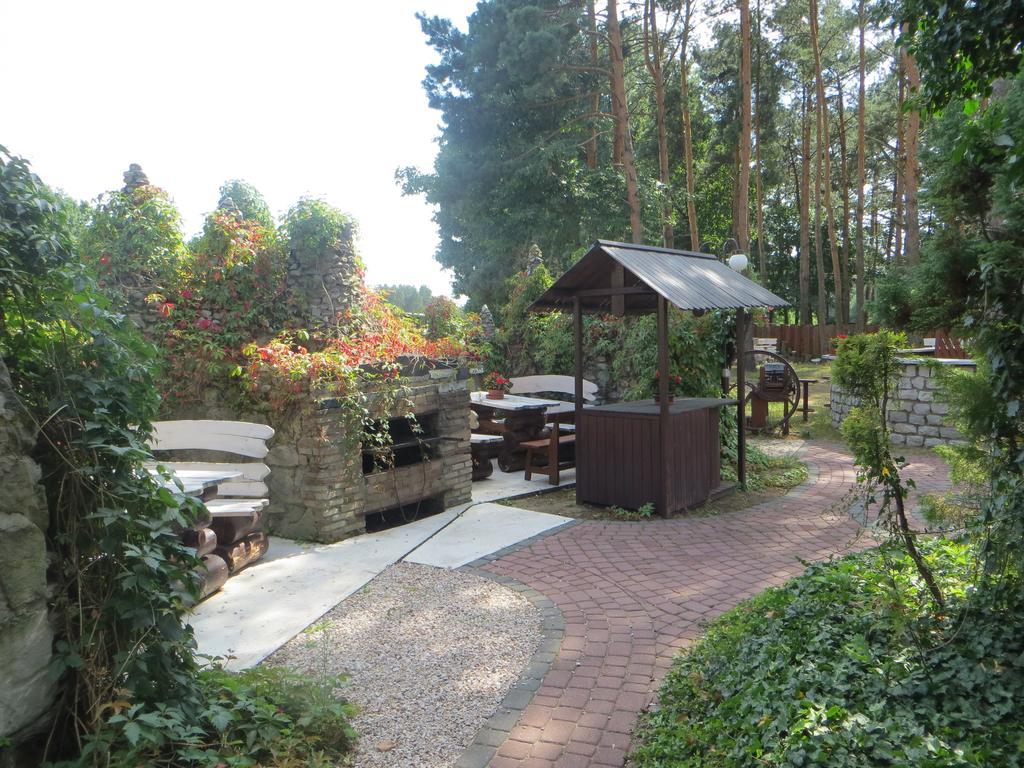 Fantazja - Restauracja I Noclegi Radom Exteriér fotografie